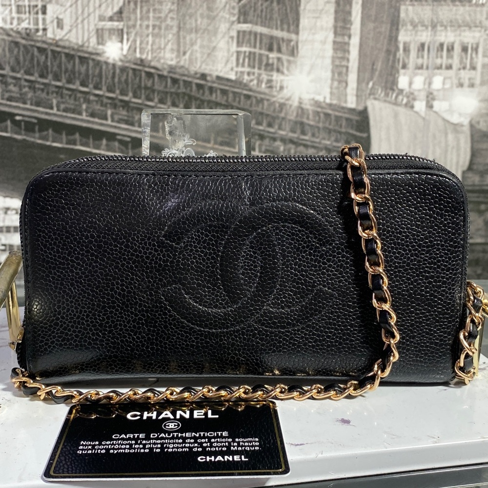 Authentic CHANEL Black Caviar Leather Timeless CC Wallet - Picture 4 of 16